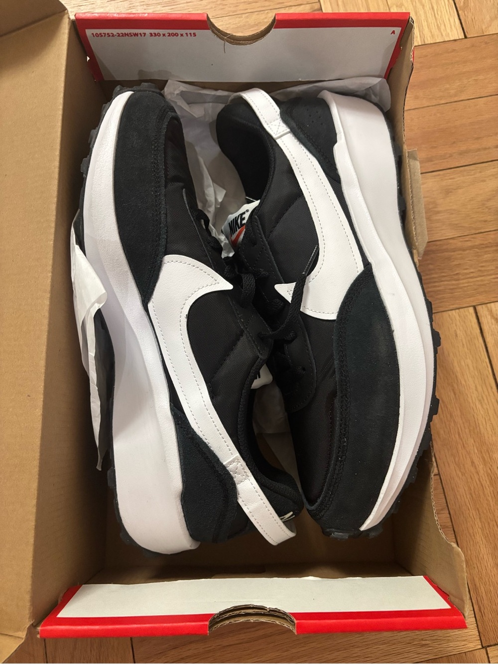 Nike Waffle Debut Women’s Black White DH9523-002 Athletic Sneakers New Size 12
